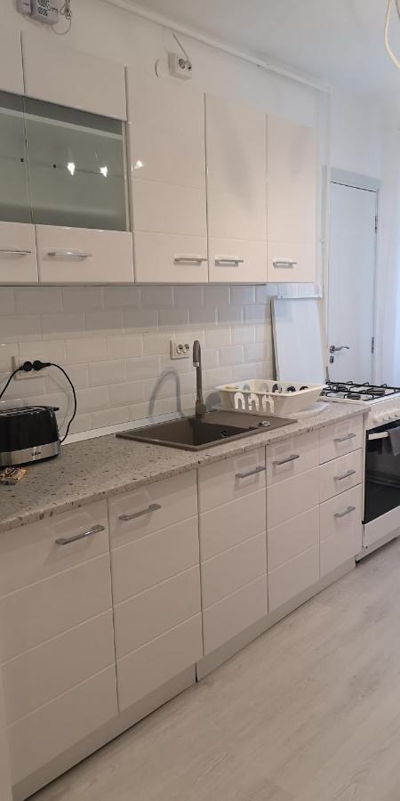 Diamond Apartment Targu-Mures Bagian luar foto